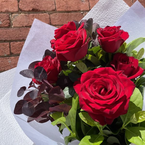 'XOXO' Valentine's Bouquet - 1/2 Dozen